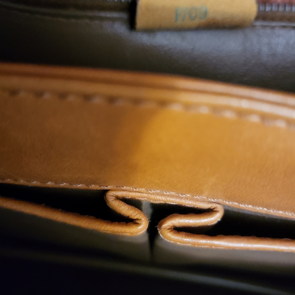 RARE Authentic Vintage Celine  horse carriage shouder bag - Picture 14 of 16